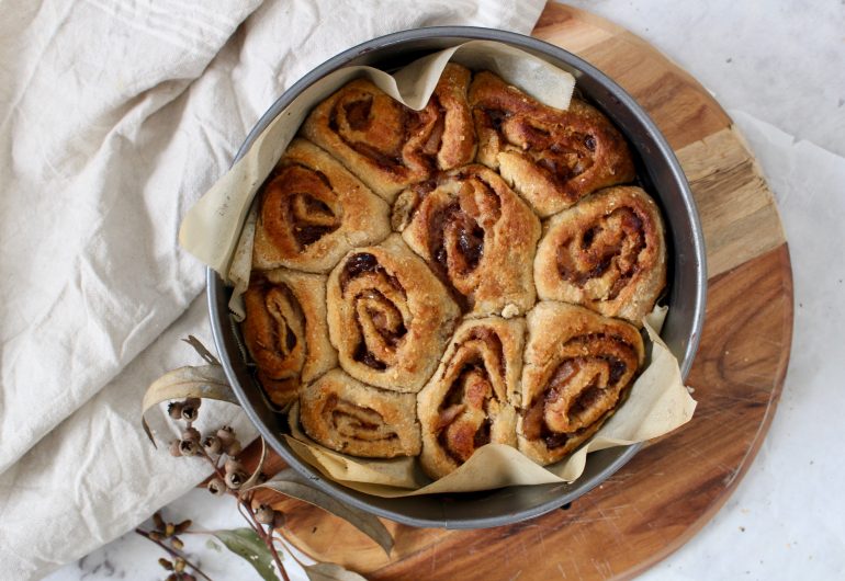 NATIVE FOOD MONTH: APPLE AND STRAWBERRY GUM SCROLLS