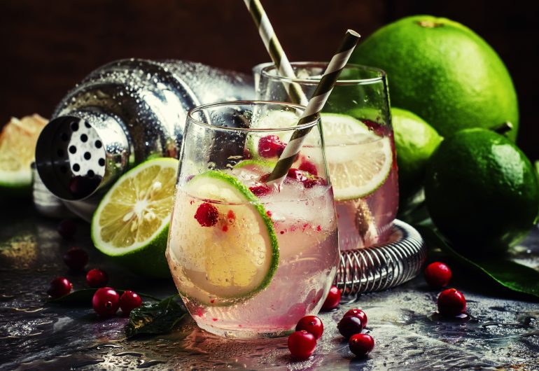 NATIVE FOOD MONTH: CRANBERRY, FINGER LIME AND GIN COCKTAIL