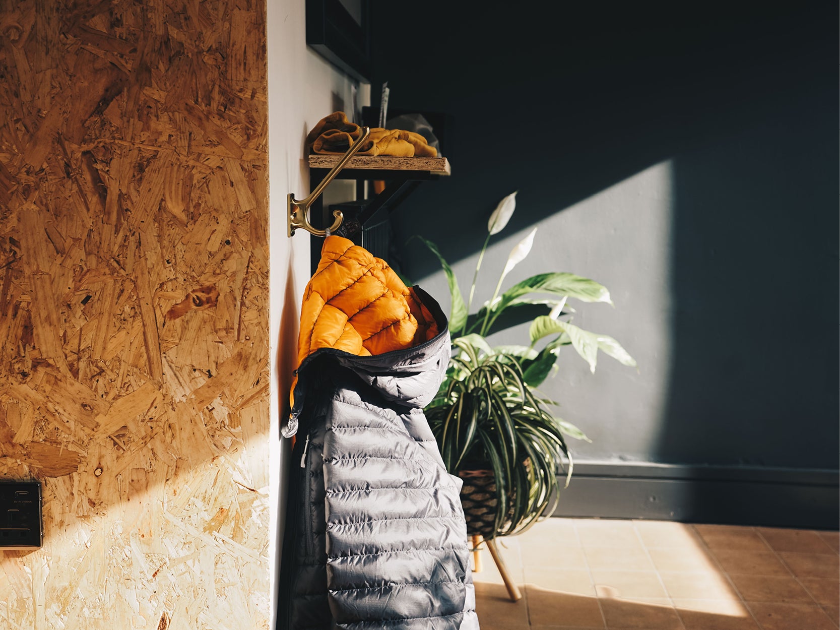 CARING FOR YOUR DOWN JACKET