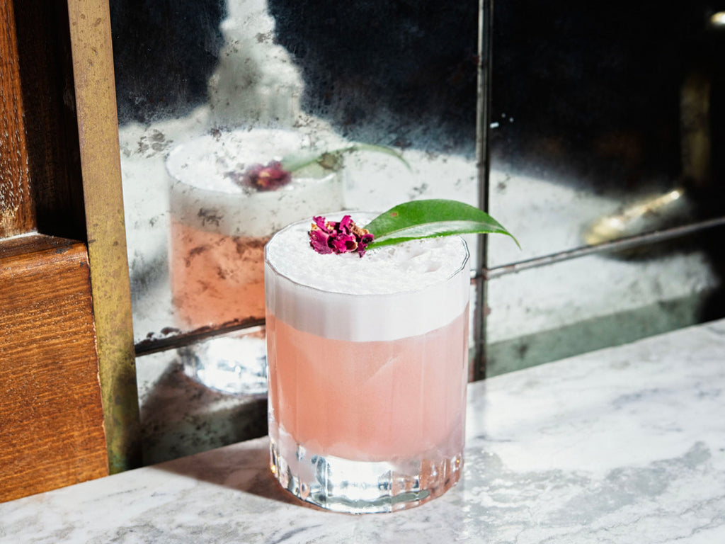 Native Drinking: Lilly Pilly & Mint Gin Fizz