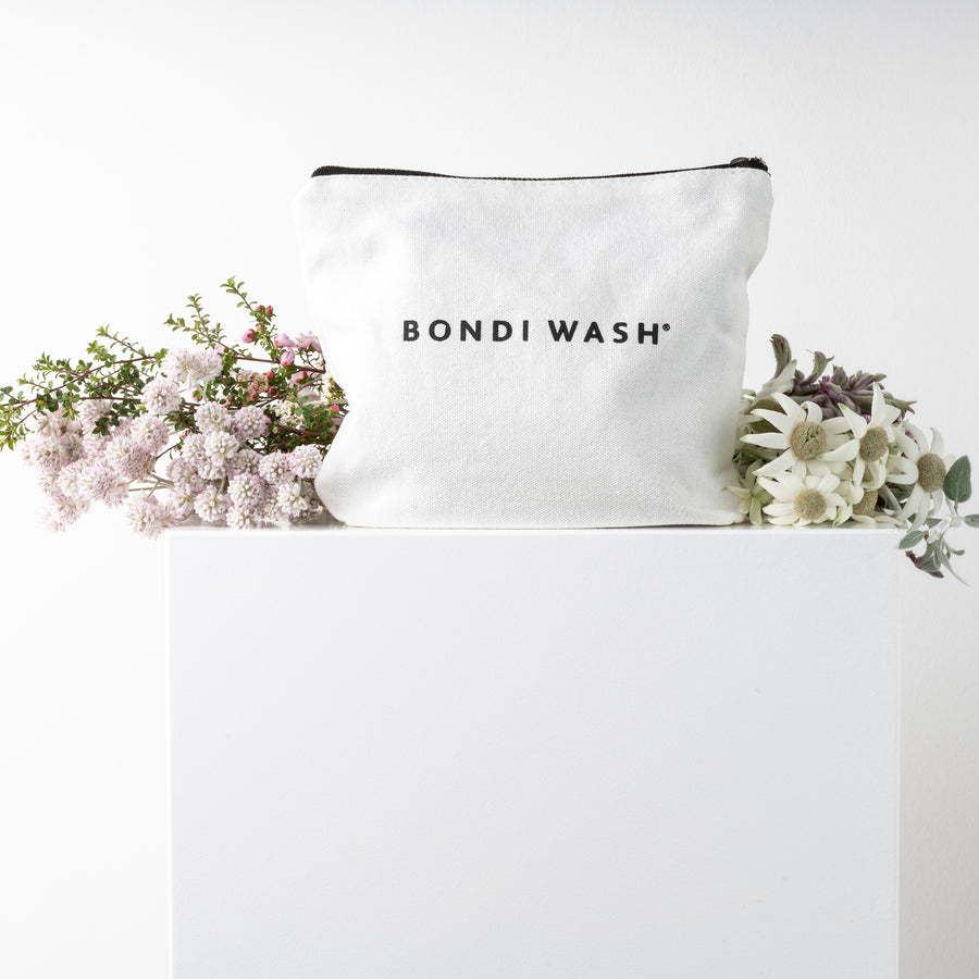 Cosmetics travel bag